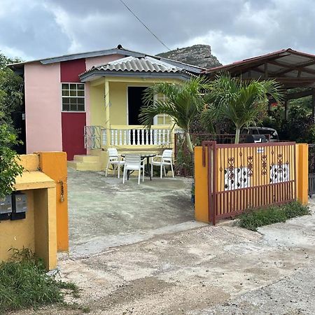 Sucasa Apartment Willemstad Exterior photo