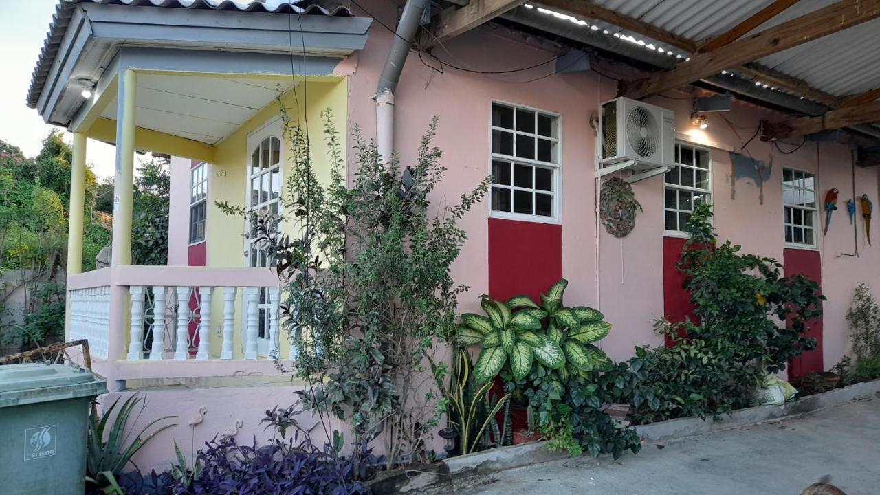 Sucasa Apartment Willemstad Exterior photo